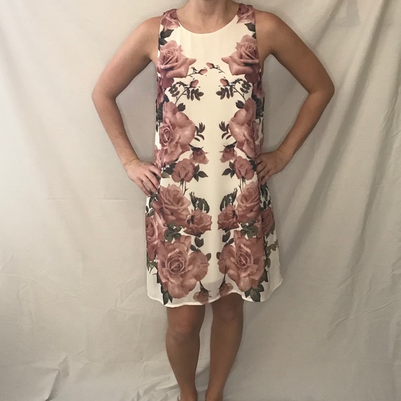 Pinkish & white Floral Dress - Picture 9 of 10